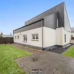 Fevery Village - Spacious For 12 Guests With Enclosed Garden Holiday home