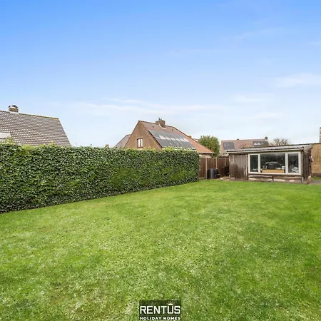 Fevery Village - Spacious For 12 Guests With Enclosed Garden *