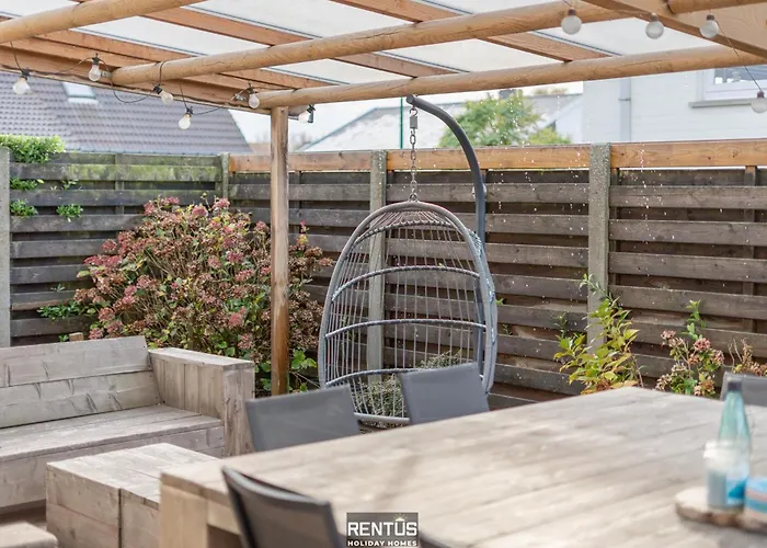 Fevery Village - Spacious For 12 Guests With Enclosed Garden בלנקנברג