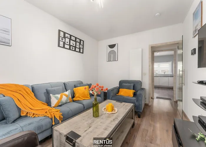 Fevery Village - Spacious For 12 Guests With Enclosed Garden בית נופש *