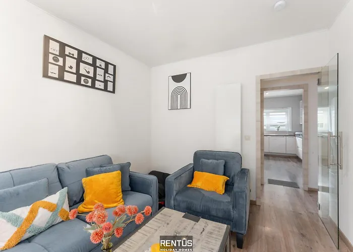 Fevery Village - Spacious For 12 Guests With Enclosed Garden בית נופש