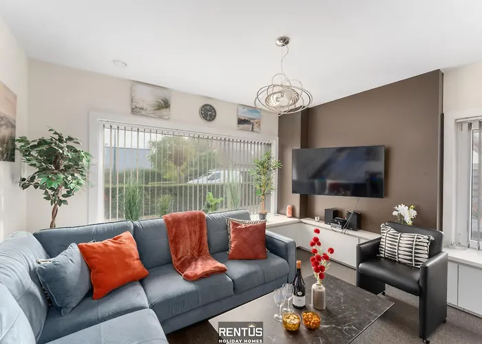 Fevery Village - Spacious For 12 Guests With Enclosed Garden Nyaraló *