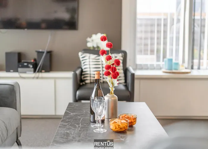 בית נופש Fevery Village - Spacious For 12 Guests With Enclosed Garden