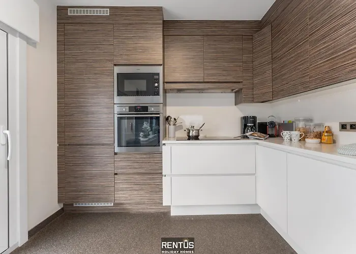 Fevery Village - Spacious For 12 Guests With Enclosed Garden * בלנקנברג