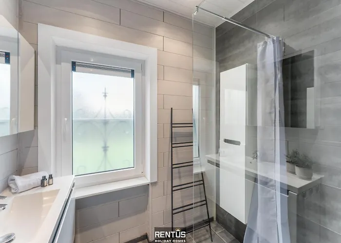 בית נופש Fevery Village - Spacious For 12 Guests With Enclosed Garden בלנקנברג