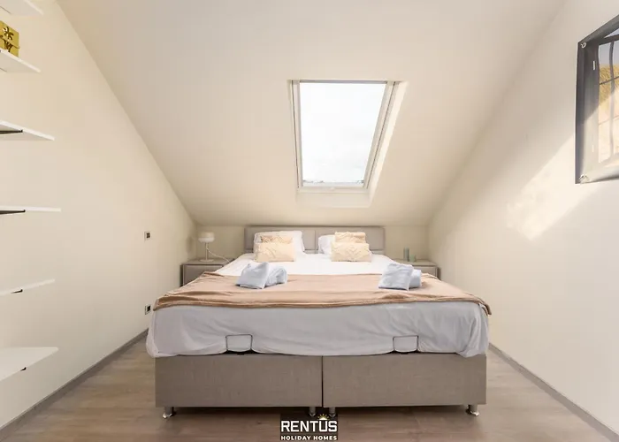 Fevery Village - Spacious For 12 Guests With Enclosed Garden * בלנקנברג